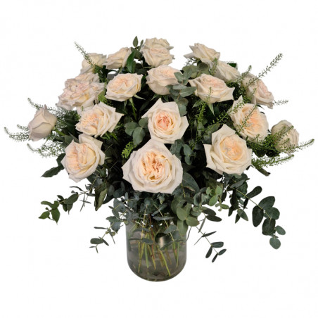 JARRÓN DE ROSAS JARDÍN TONOS BLANCOS
