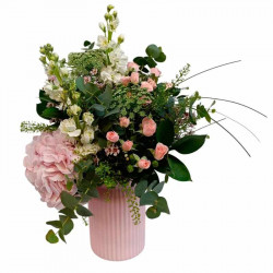 ARREGLO FLORAL & CAJA SPA DE REGALO